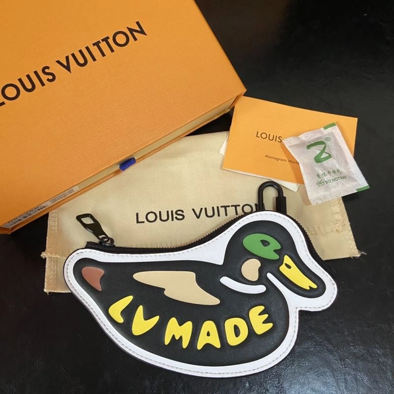 Louis Vuitton Ornaments Comfortable 269988