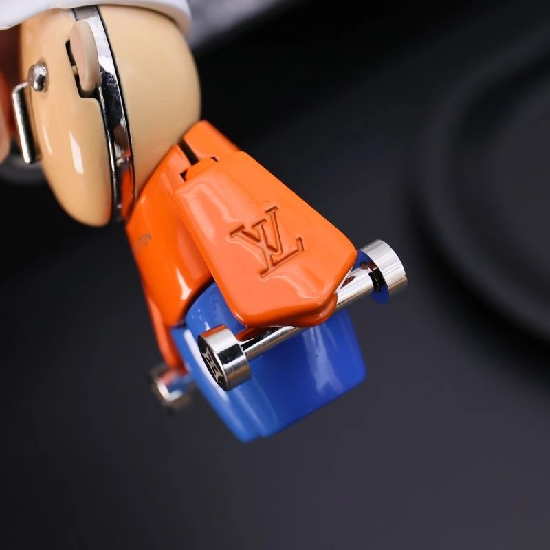 Fashionable Louis Vuitton Ornaments 269990