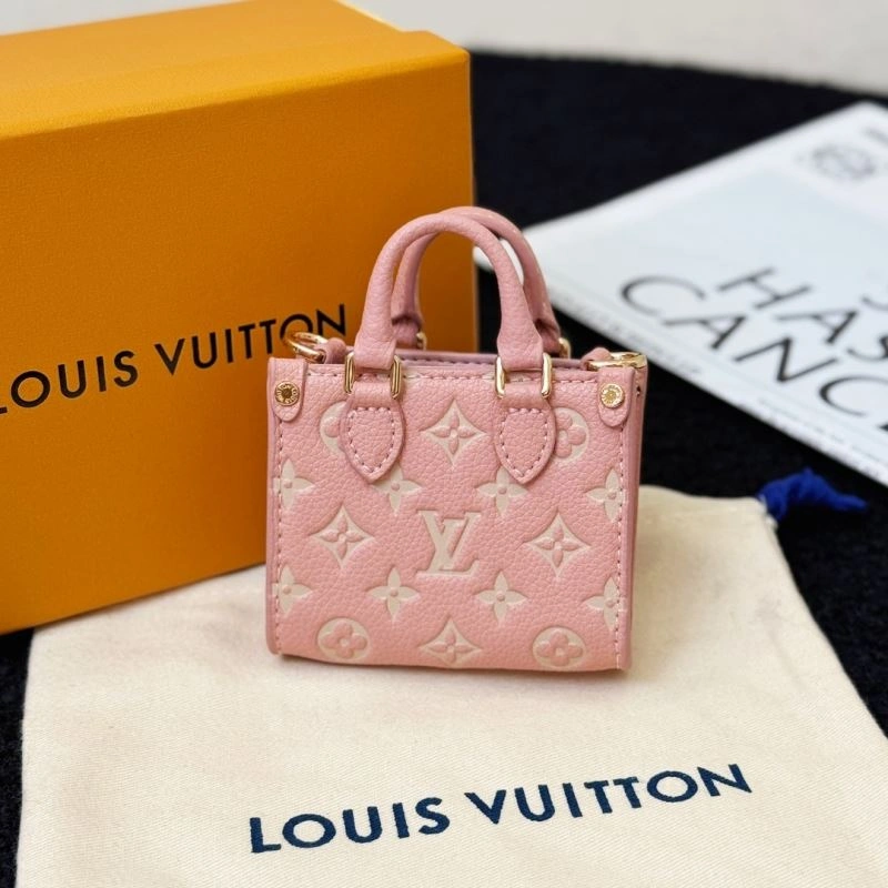 Versatile Louis Vuitton Ornaments 269986