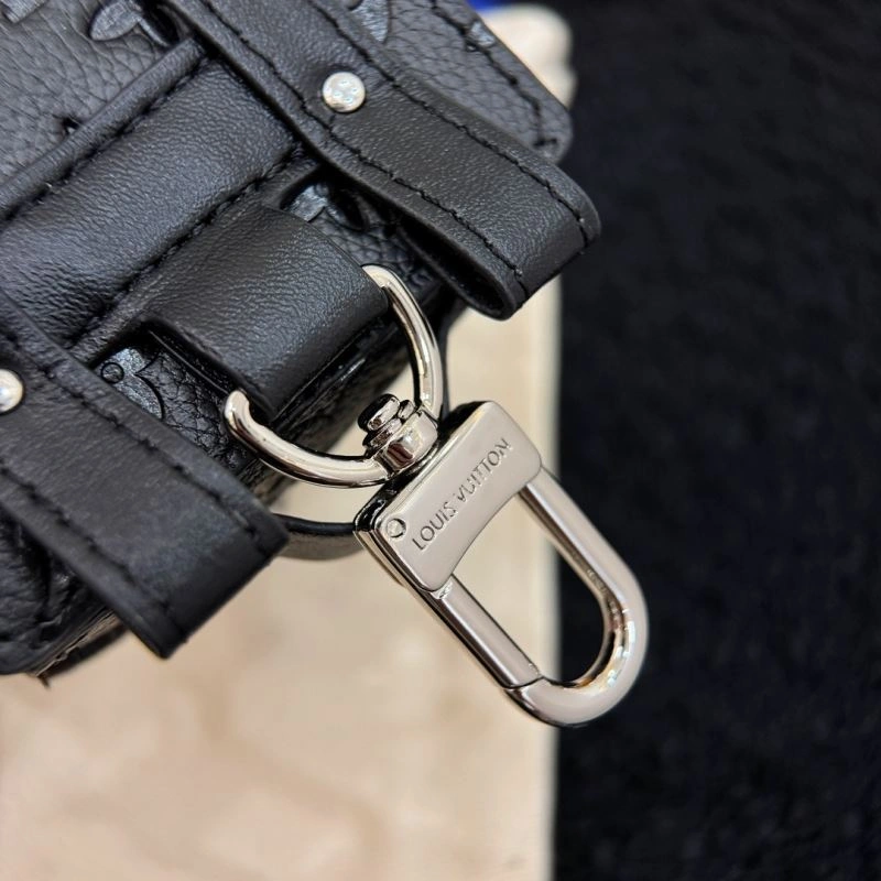 Soft Louis Vuitton Ornaments 269972