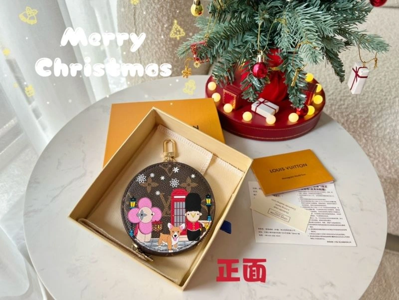 Louis Vuitton Ornaments Neat 269940