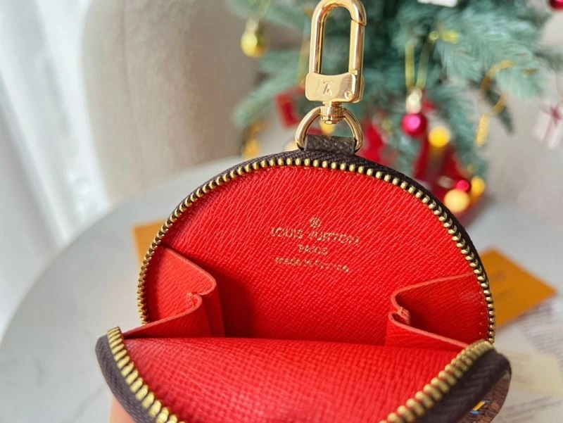 Louis Vuitton Ornaments Neat 269940