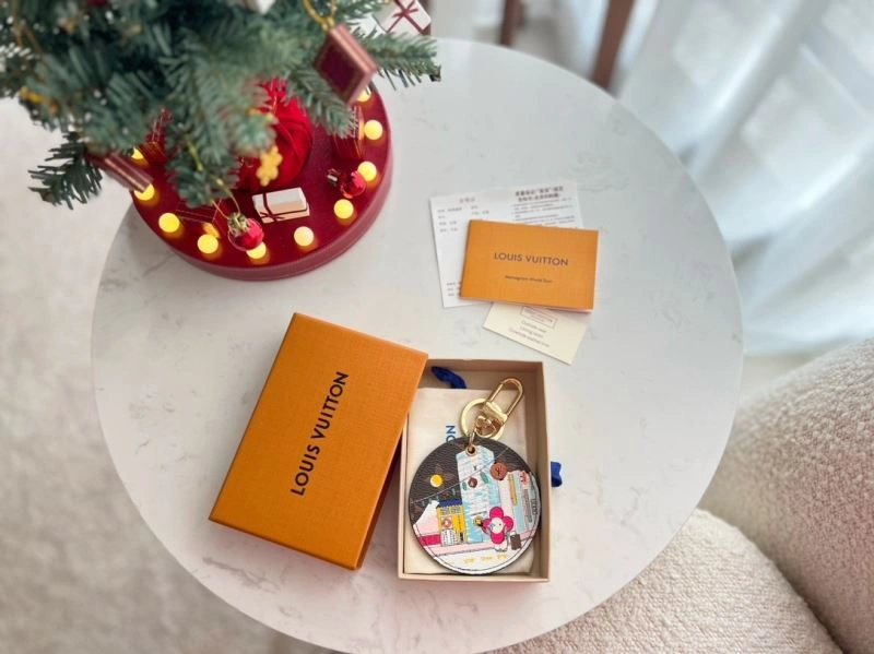 Louis Vuitton Ornaments Fashionable 269934