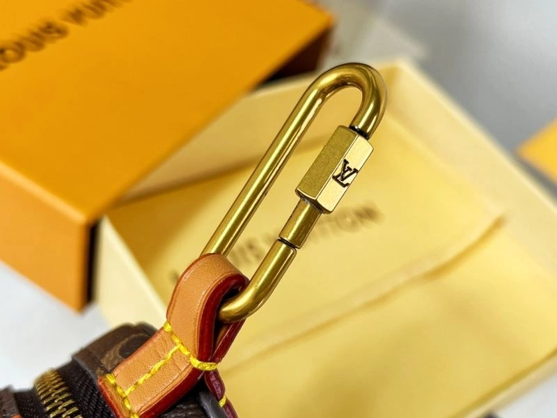 Breathable Louis Vuitton Ornaments 269936