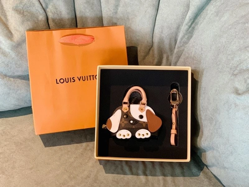 Louis Vuitton Ornaments Breathable 269926