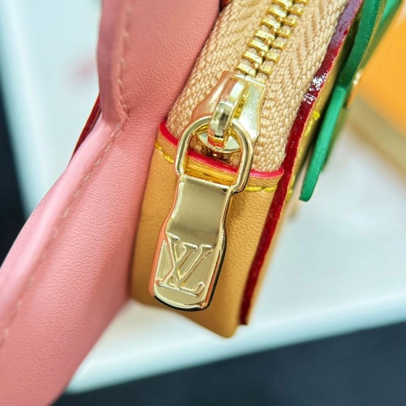 HighPerformance Louis Vuitton Ornaments 269947