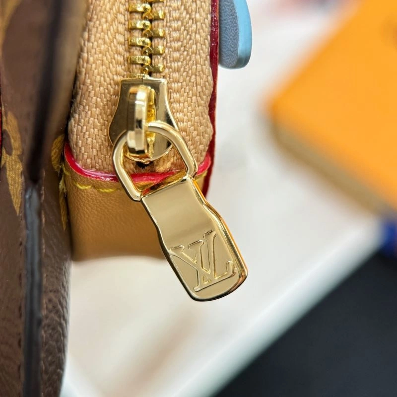 Louis Vuitton Ornaments SoftTouch 269919