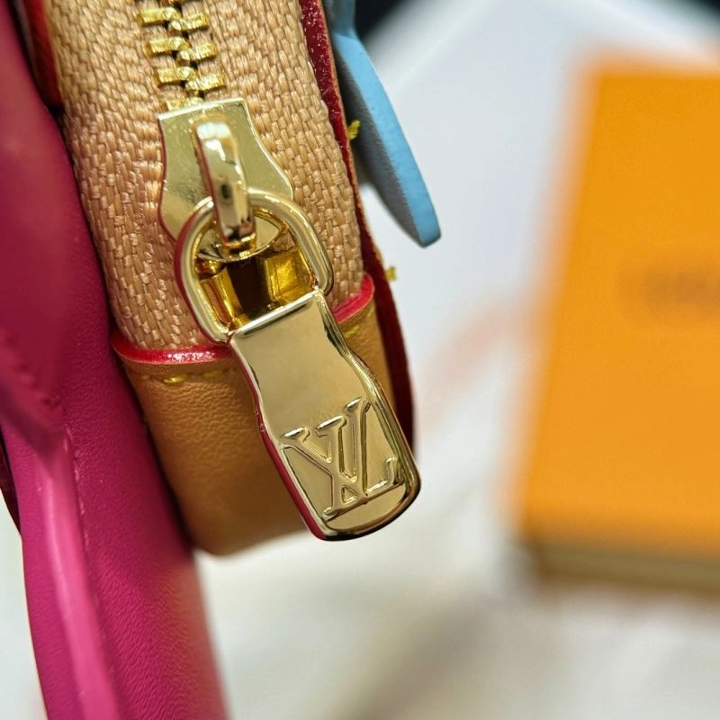 Cozy Louis Vuitton Ornaments 269918