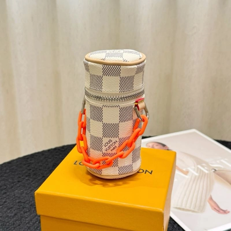 Louis Vuitton Ornaments Supportive 269913