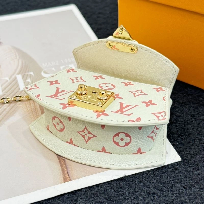Louis Vuitton Ornaments Sustainable 269910