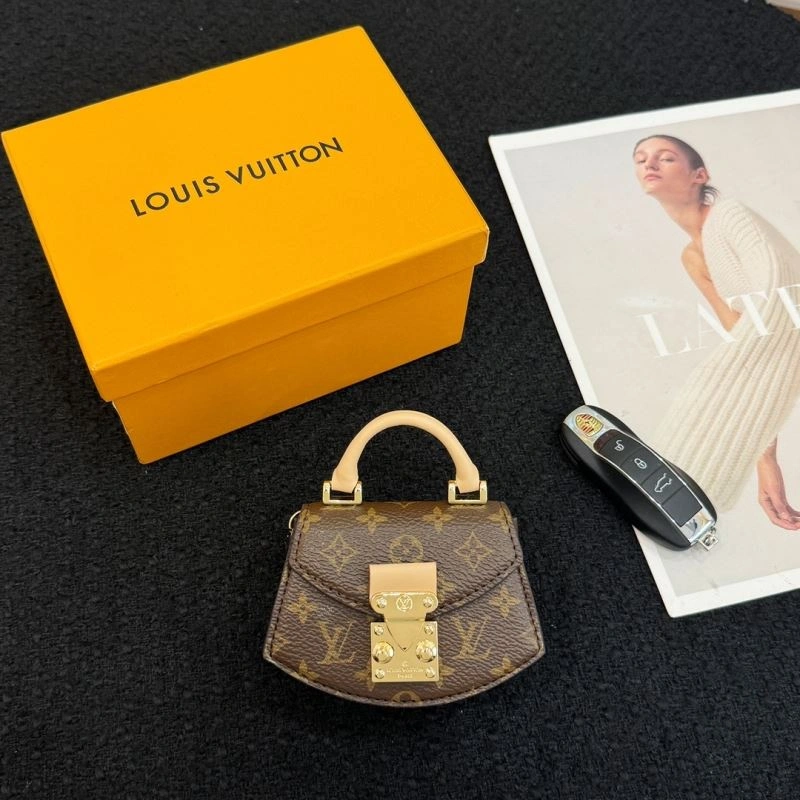 Refined Louis Vuitton Ornaments 269906