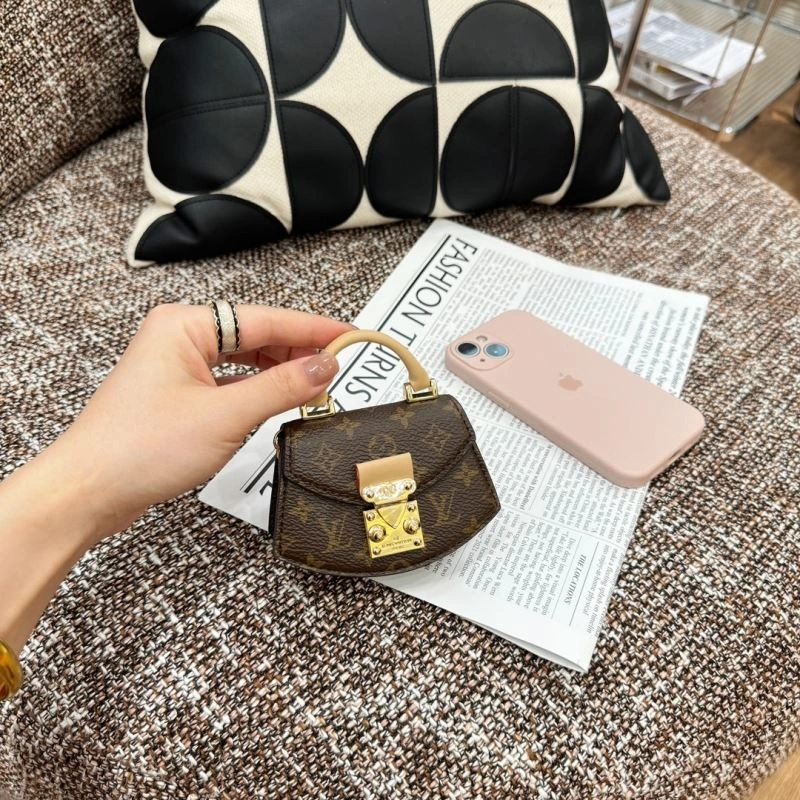 Refined Louis Vuitton Ornaments 269906