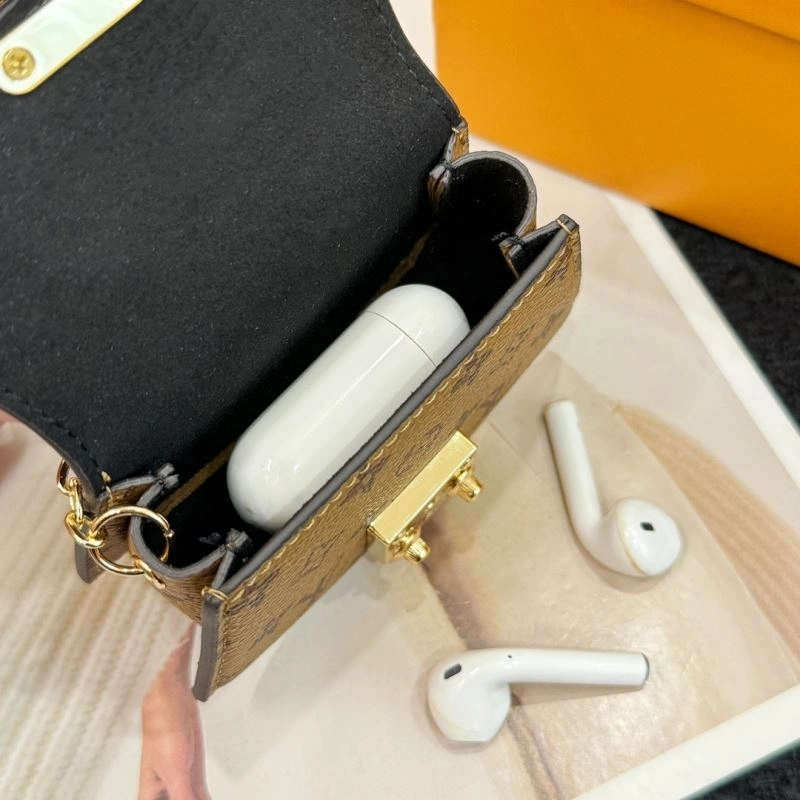 FreshLook Louis Vuitton Ornaments 269898