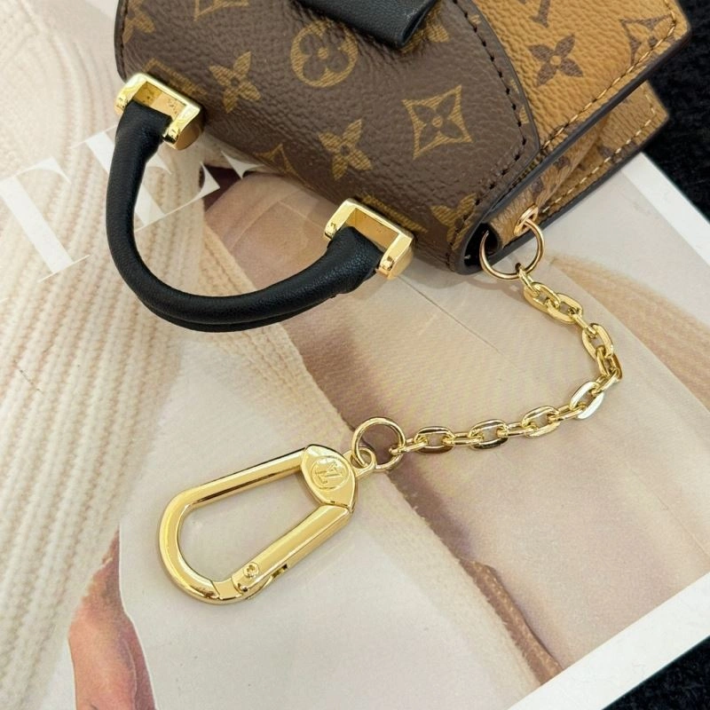 FreshLook Louis Vuitton Ornaments 269898