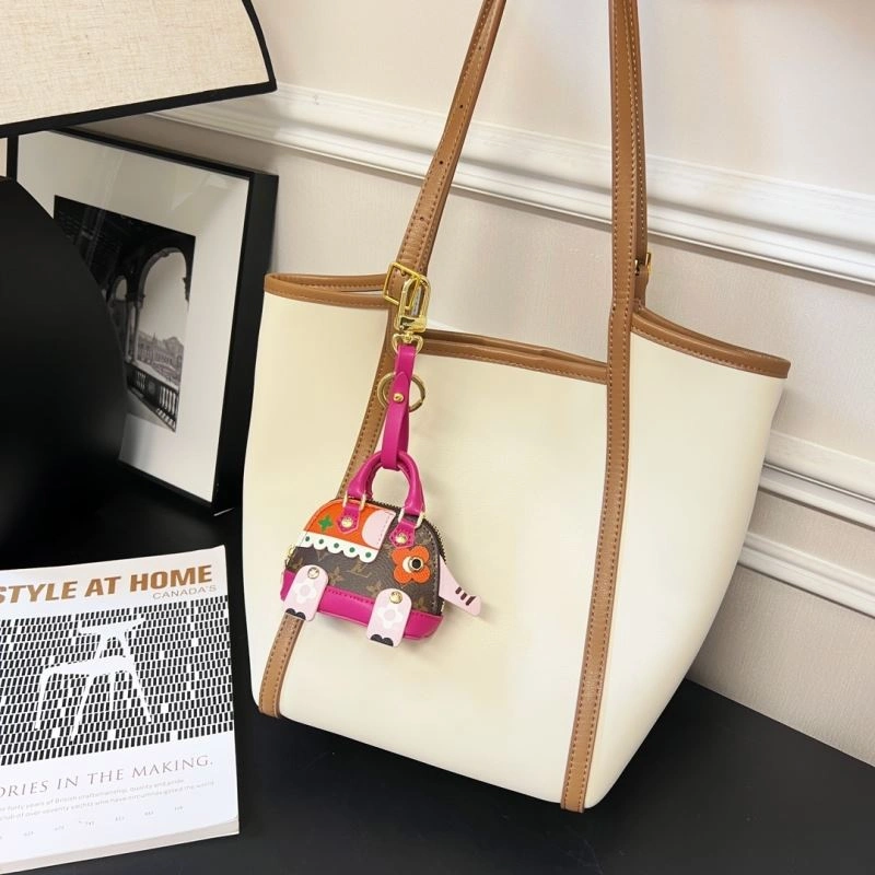 Stylish Louis Vuitton Ornaments 269908