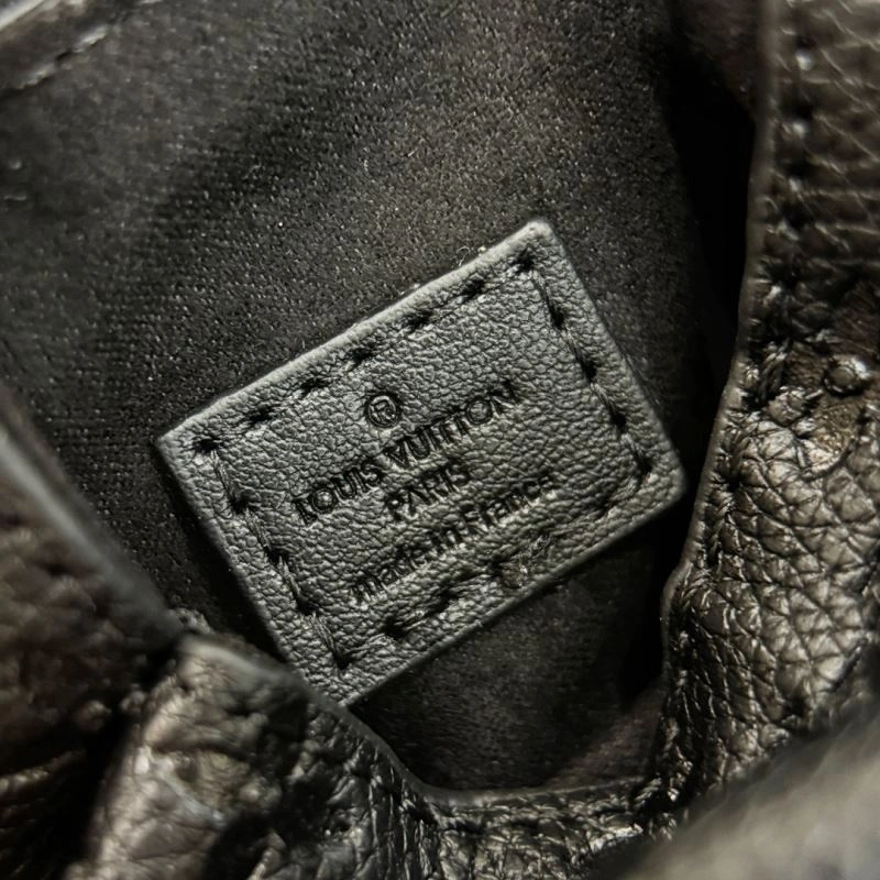 Louis Vuitton Ornaments SmoothTexture 269907