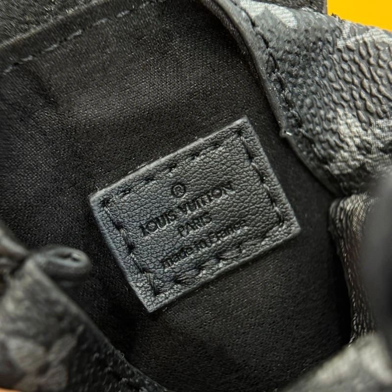 FreshLook Louis Vuitton Ornaments 269892