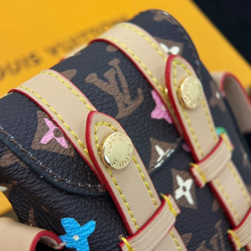 Durable Louis Vuitton Ornaments 269905