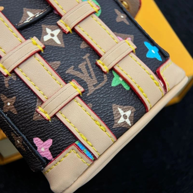Durable Louis Vuitton Ornaments 269905