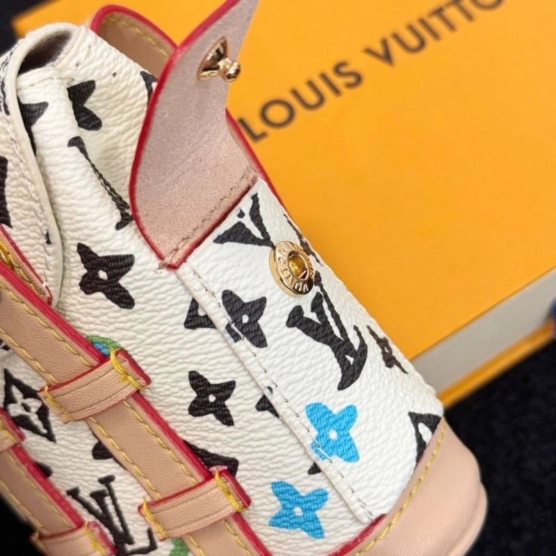 Louis Vuitton Ornaments Colorful 269891