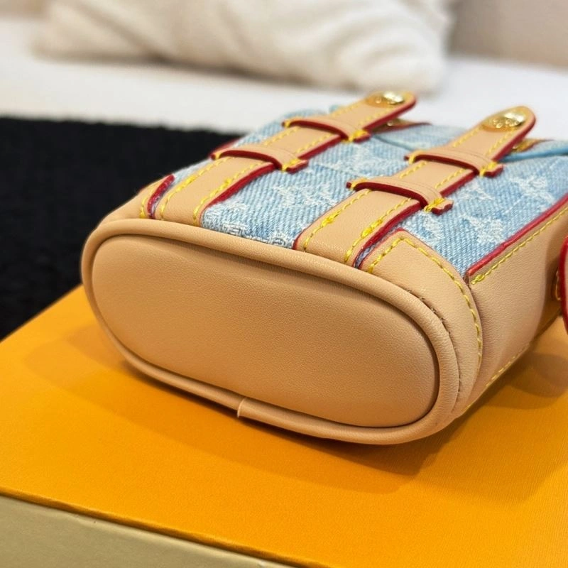 Lightweight Louis Vuitton Ornaments 269899
