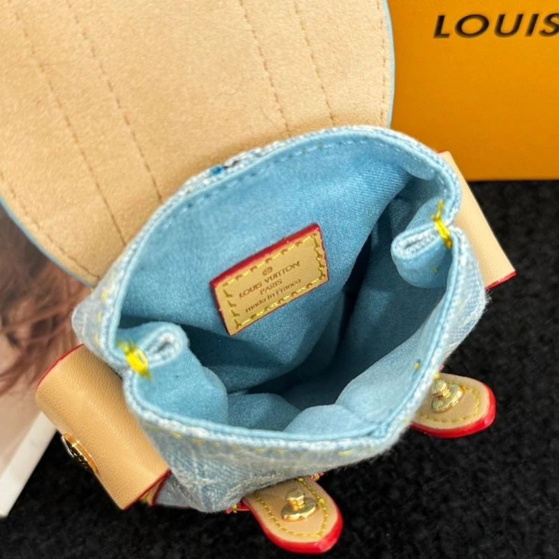 Lightweight Louis Vuitton Ornaments 269899