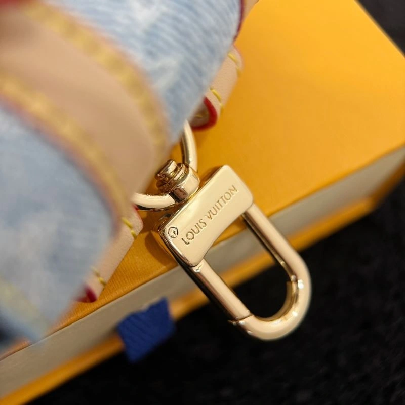 Lightweight Louis Vuitton Ornaments 269899