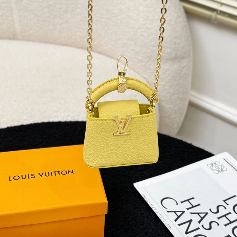 Louis Vuitton Ornaments Refined 269696