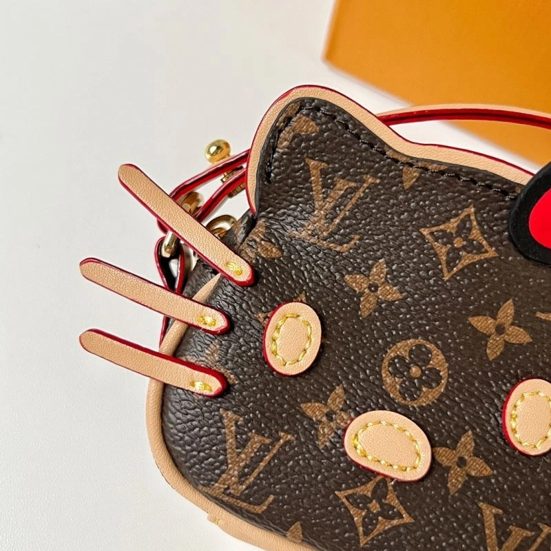 Louis Vuitton Ornaments Trendy 269692