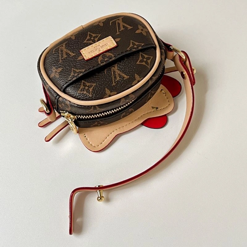 Louis Vuitton Ornaments Trendy 269692