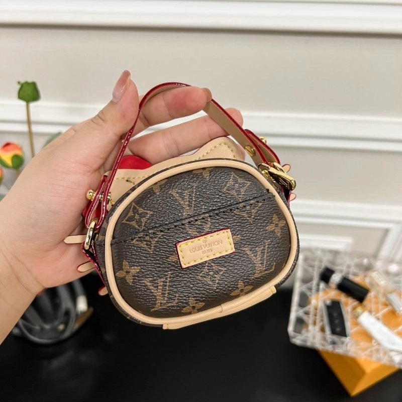 Louis Vuitton Ornaments Comfortable 269672