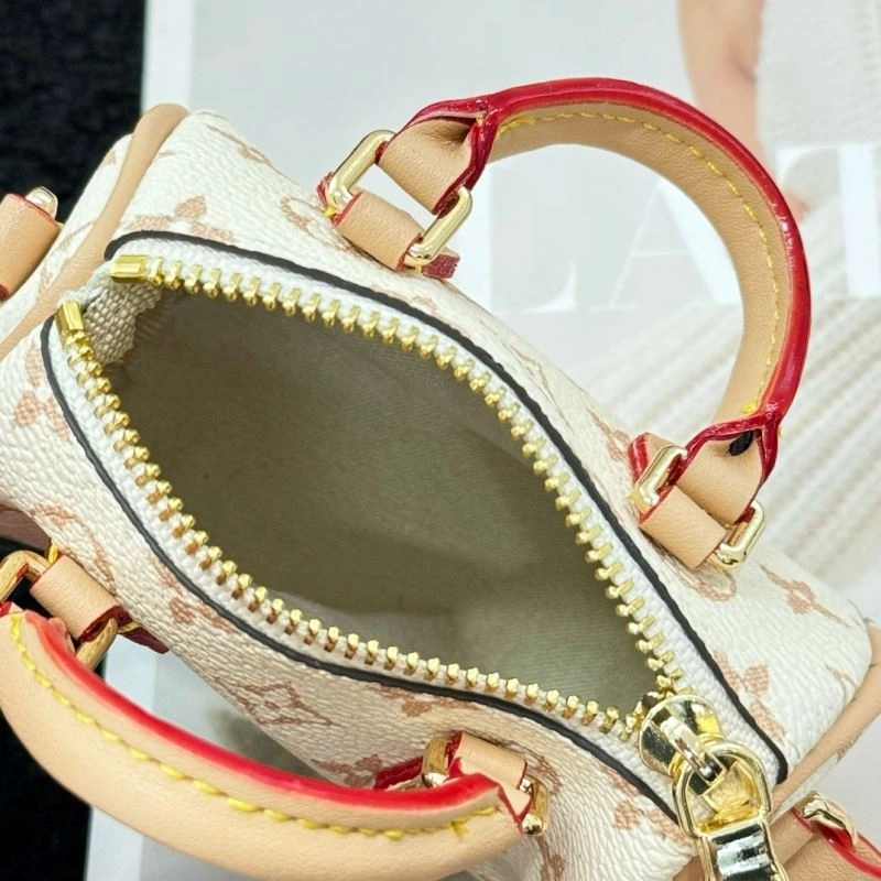 Elegant Louis Vuitton Ornaments 269671