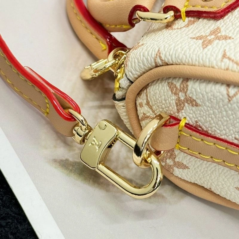 Elegant Louis Vuitton Ornaments 269671