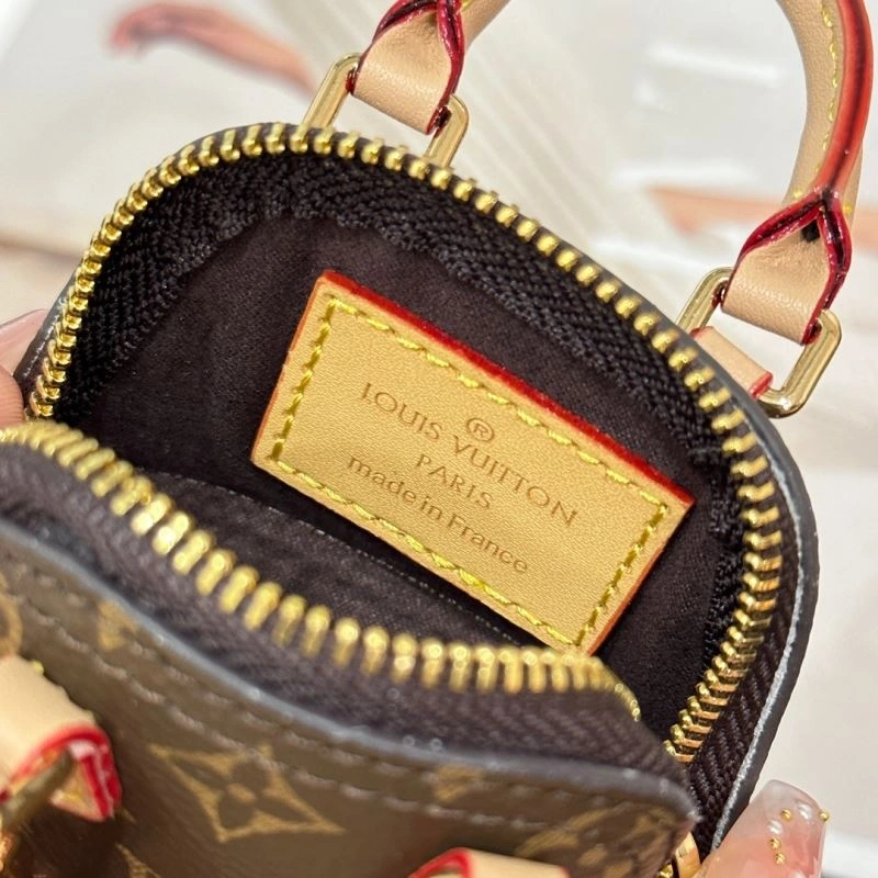 Louis Vuitton Ornaments Practical 269661