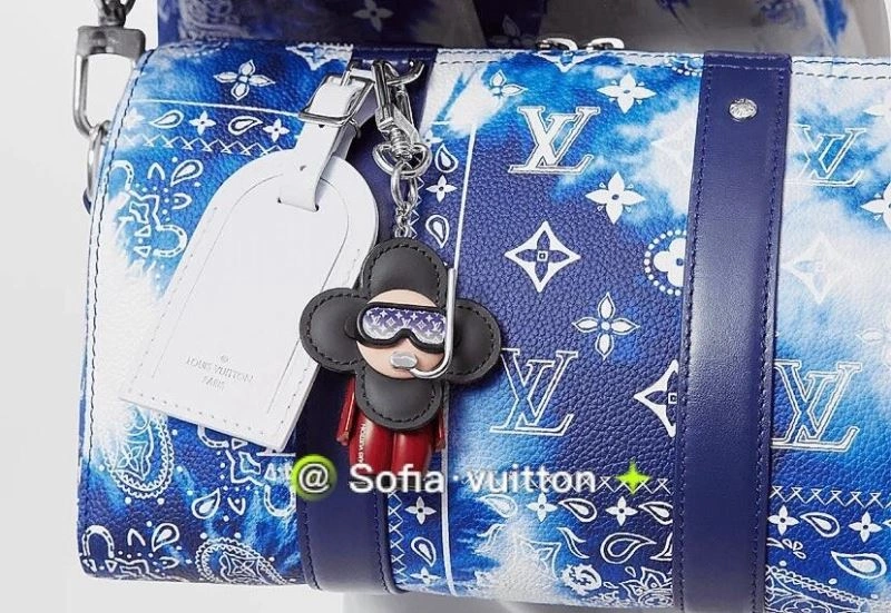 Sporty Louis Vuitton Ornaments 269426
