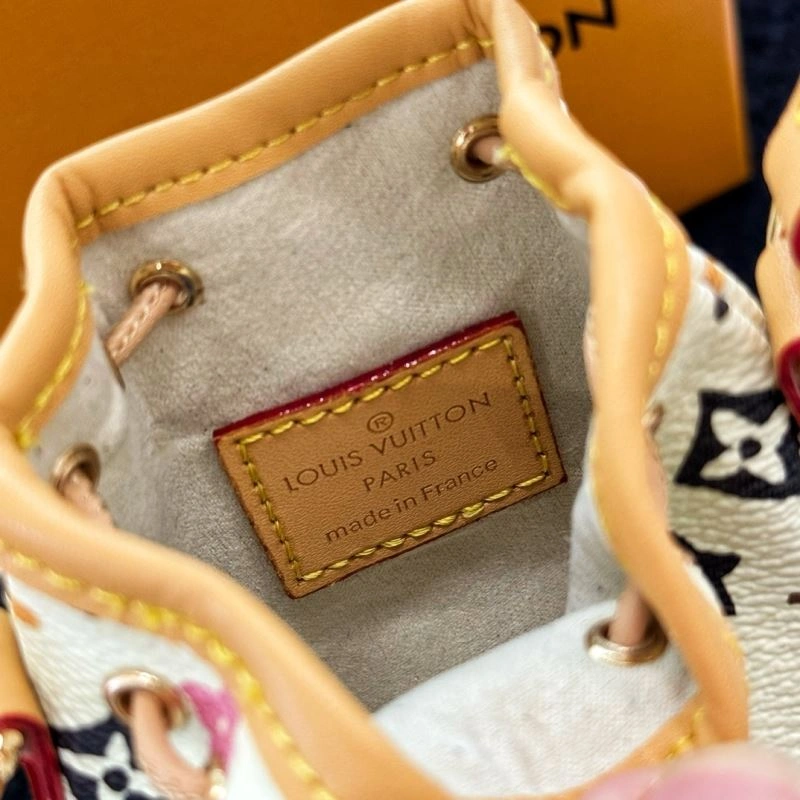 Louis Vuitton Ornaments Efficient 269376
