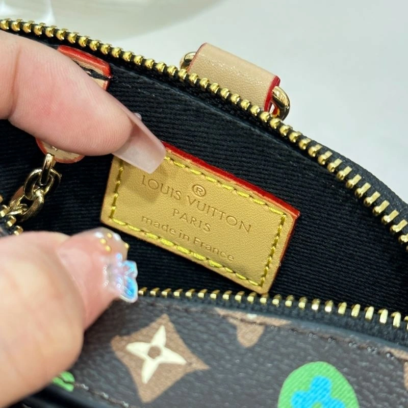 Louis Vuitton Ornaments FlexibleFit 269367