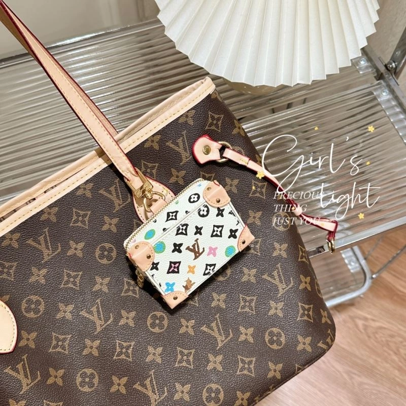 Neat Louis Vuitton Ornaments 269374