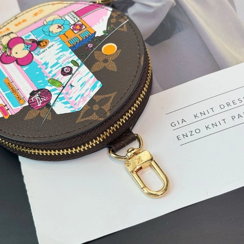 Louis Vuitton Ornaments Supportive 269368