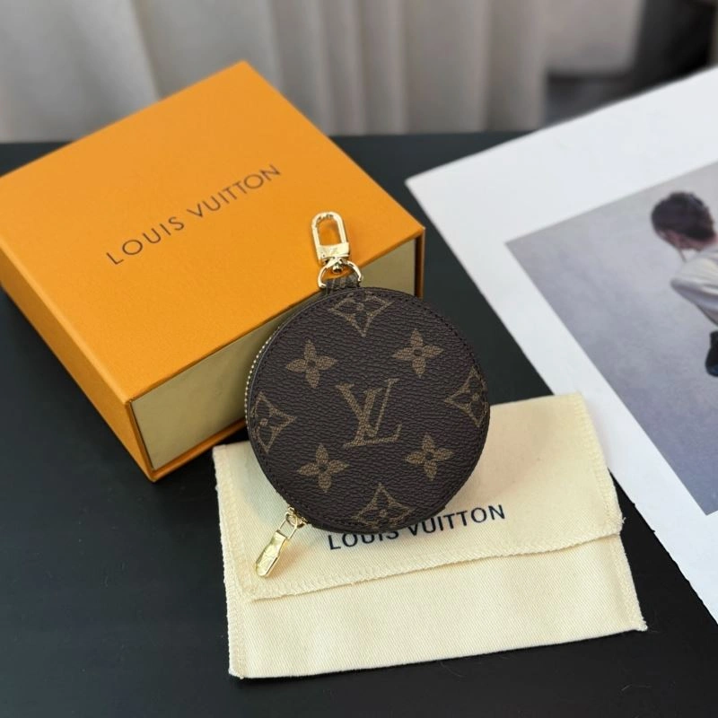 Classic Louis Vuitton Ornaments 269371