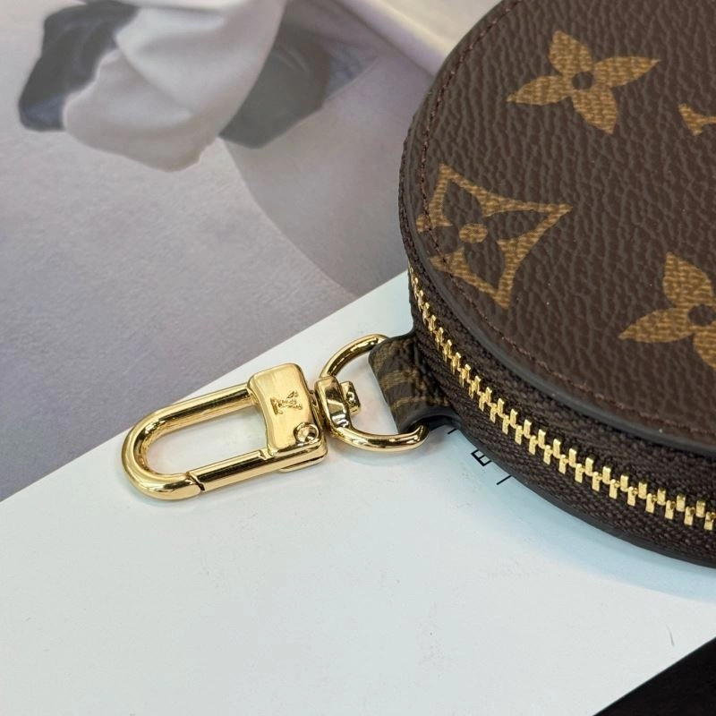 Classic Louis Vuitton Ornaments 269371