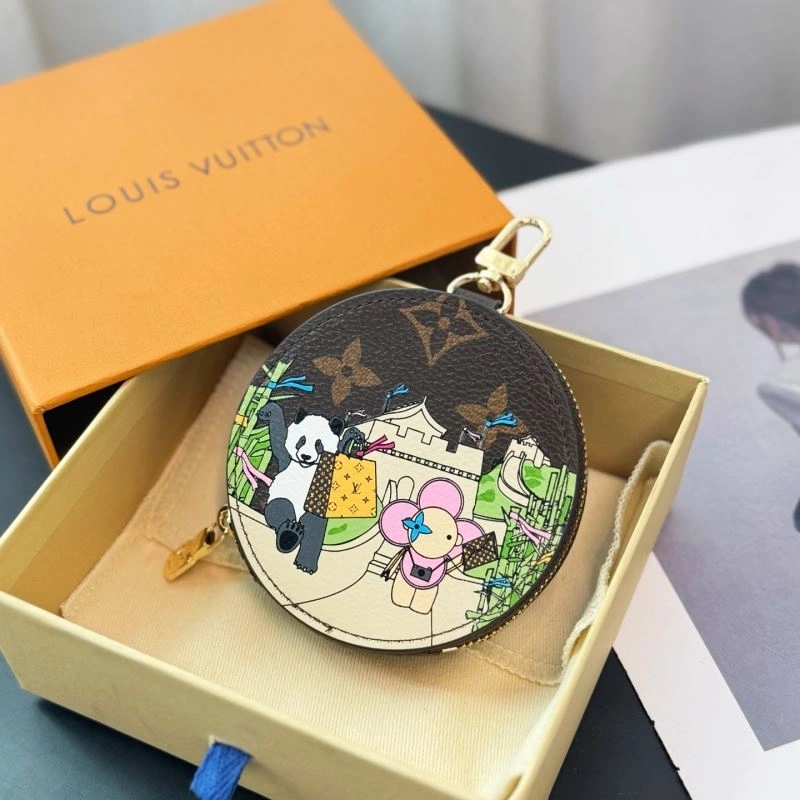 Refined Louis Vuitton Ornaments 269390
