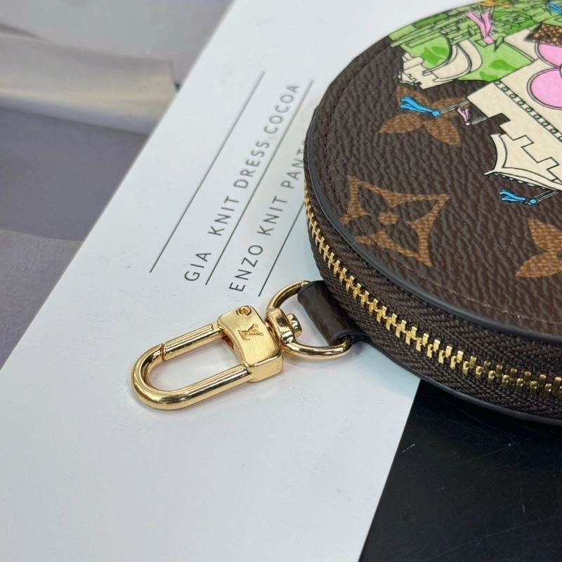 Refined Louis Vuitton Ornaments 269390