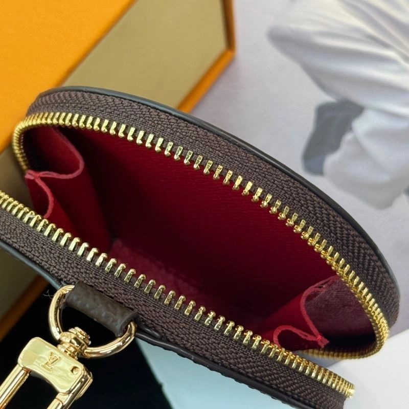 Louis Vuitton Ornaments Contemporary 269369