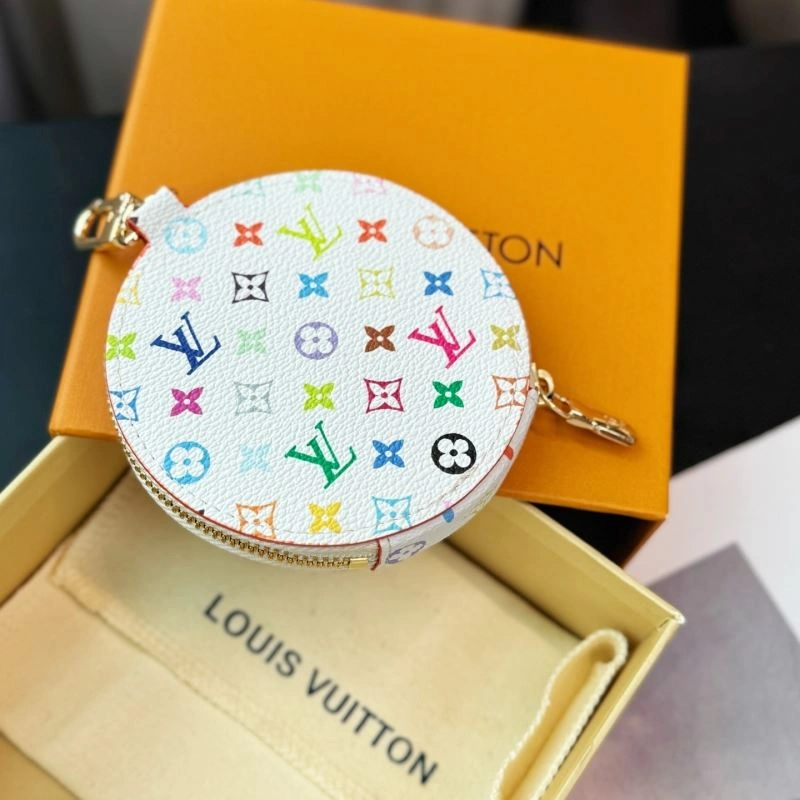 Louis Vuitton Ornaments Refined 269385