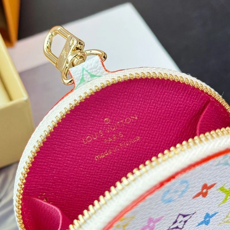 Louis Vuitton Ornaments Refined 269385
