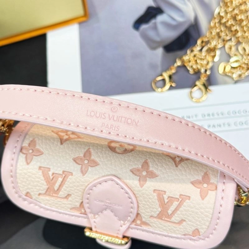 Louis Vuitton Ornaments Colorful 269349