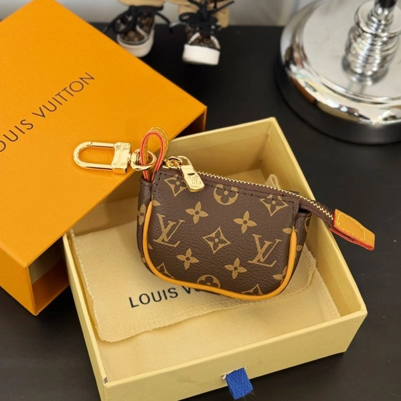 Louis Vuitton Ornaments Practical 269332