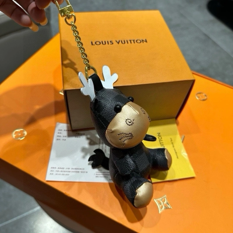 Breathable Louis Vuitton Ornaments 269583