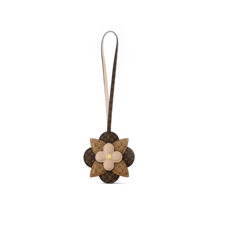 Lightweight Louis Vuitton Ornaments 269603